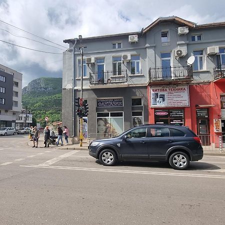 Old Style Hotel Vratsa Bagian luar foto