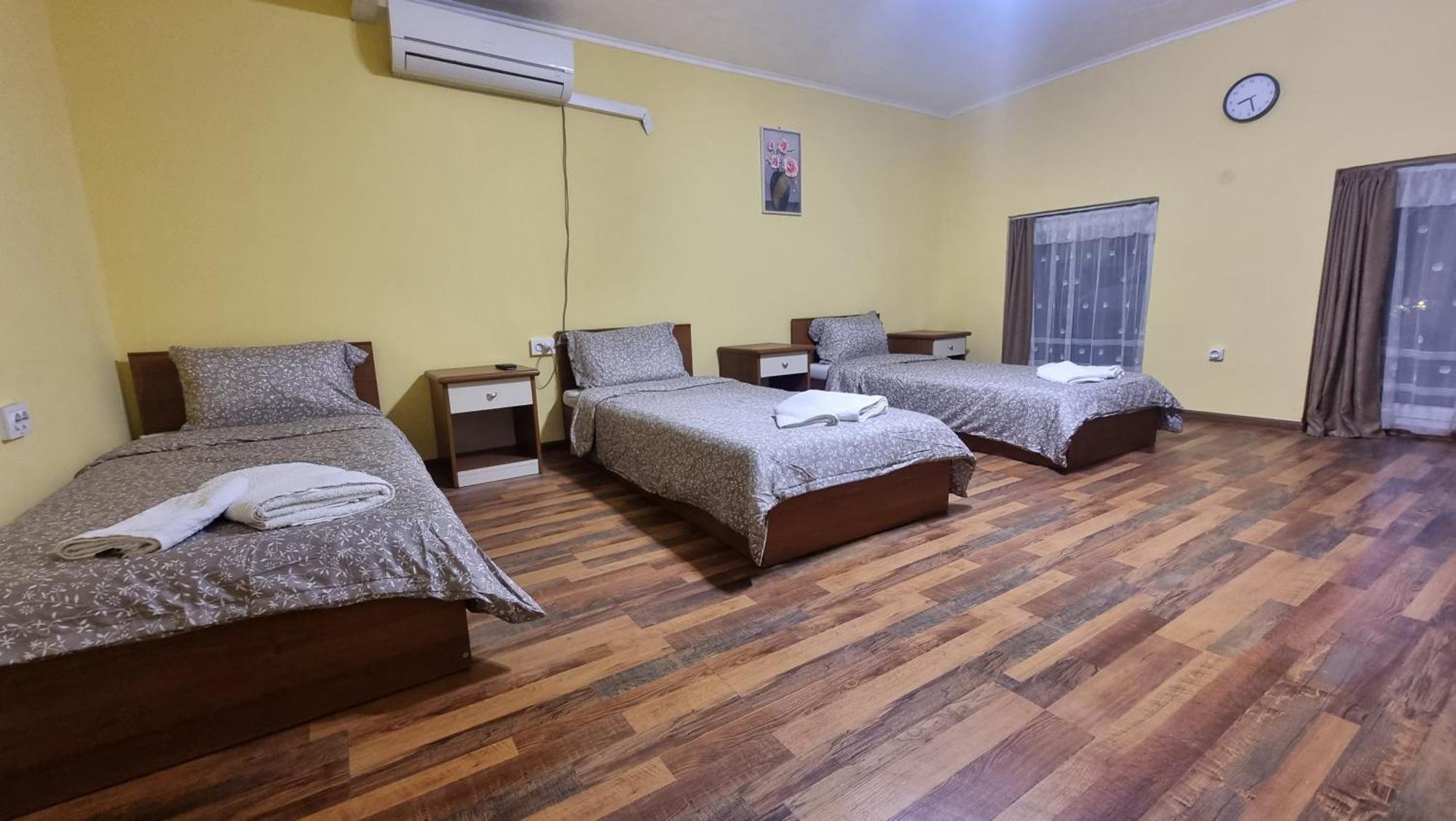 Old Style Hotel Vratsa Bagian luar foto
