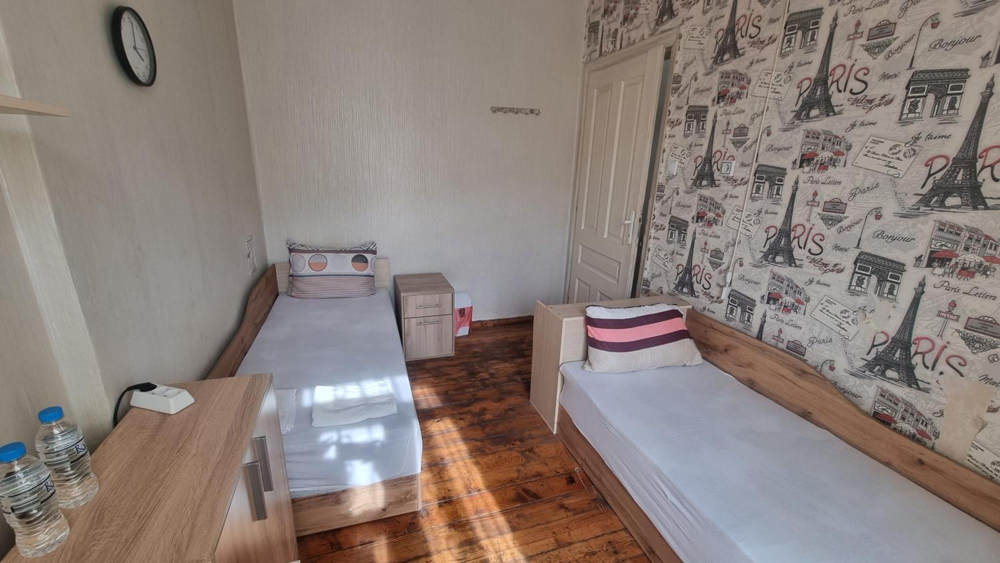 Old Style Hotel Vratsa Bagian luar foto