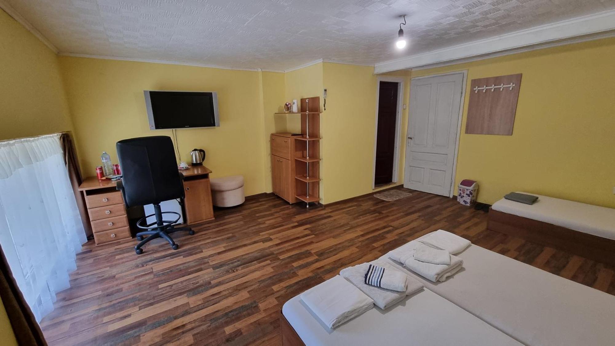 Old Style Hotel Vratsa Bagian luar foto